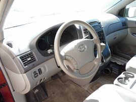 2006 TOYOTA SIENNA LE RED PEARL 3.3 AT FWD Z20061